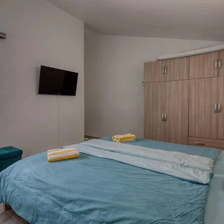 Familienfreundliches Meerblick Apartment Mit 4 Schlafzimmer 2 Badezimmer Und Jacuzzi Bei Golf Del Sur *