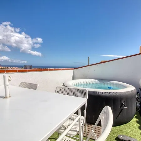 Familienfreundliches Meerblick Apartment Mit 4 Schlafzimmer 2 Badezimmer Und Jacuzzi Bei Golf Del Sur Apartment *